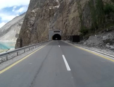Ο αυτοκινητόδρομος Karakoram είναι το 8ο θαύμα του κόσμου (βίντεο)